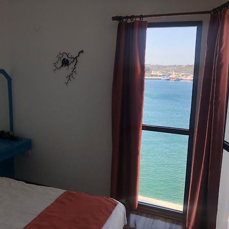 Marin Hotel Cesme Bagian luar foto
