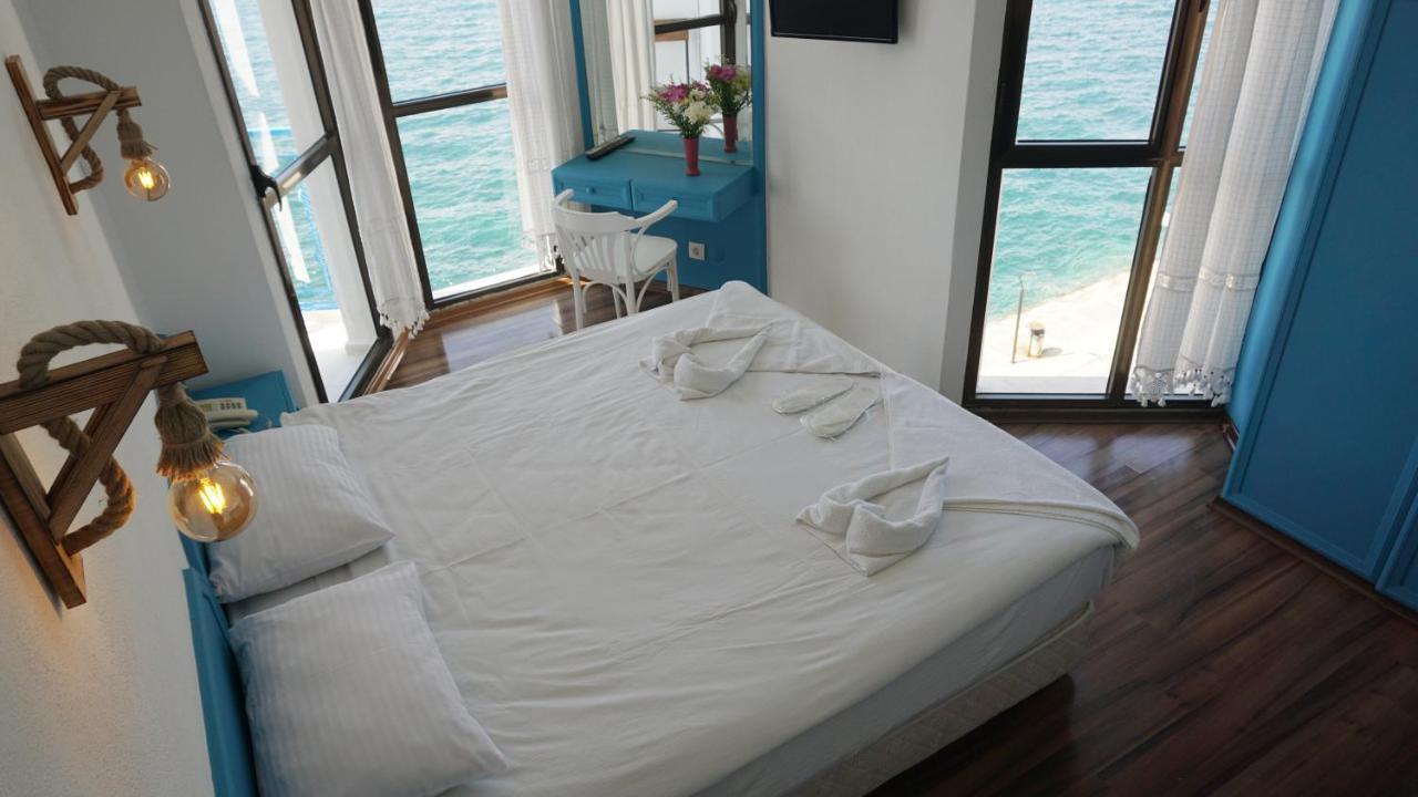 Marin Hotel Cesme Bagian luar foto