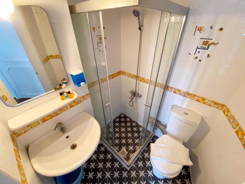 Marin Hotel Cesme Bagian luar foto