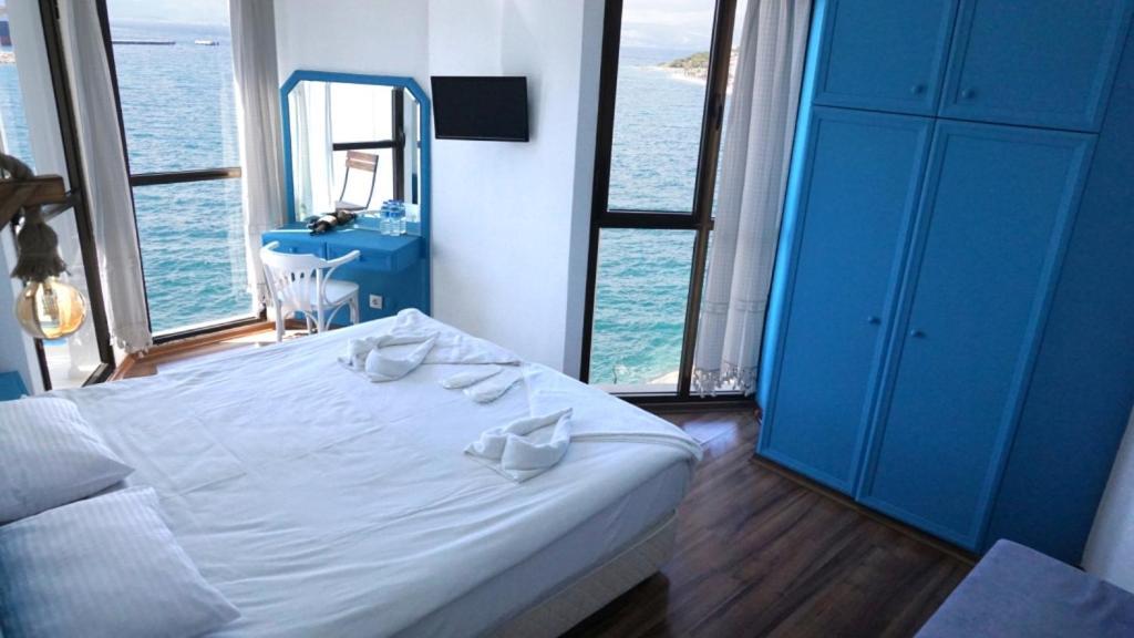 Marin Hotel Cesme Bagian luar foto