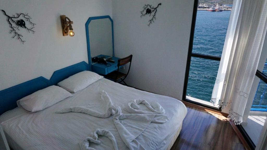 Marin Hotel Cesme Bagian luar foto