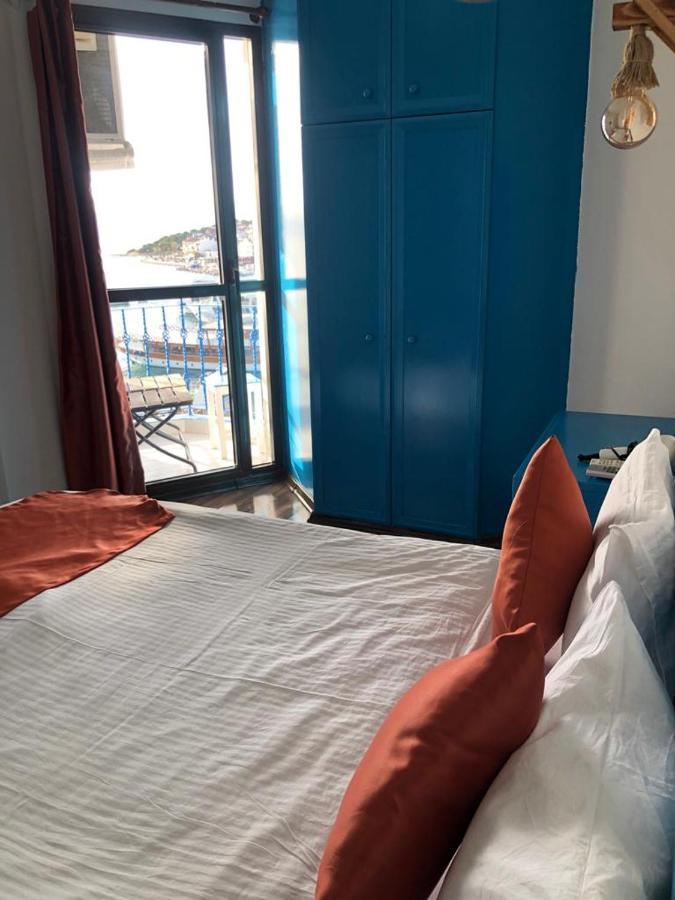Marin Hotel Cesme Bagian luar foto