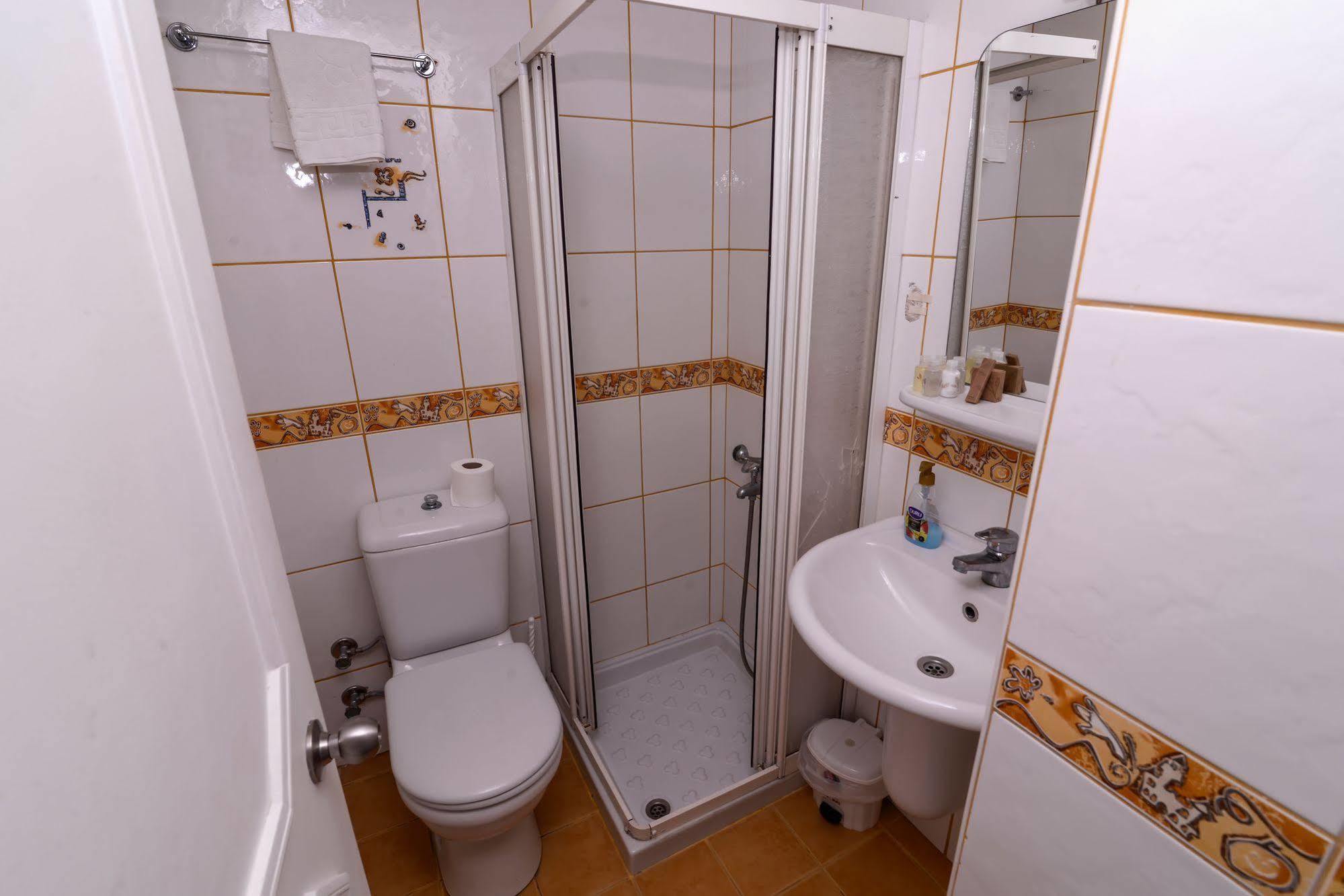 Marin Hotel Cesme Bagian luar foto